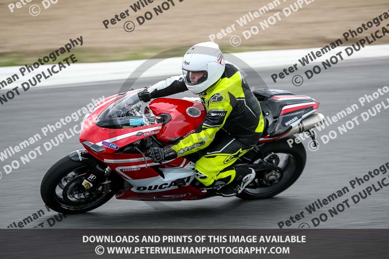 enduro digital images;event digital images;eventdigitalimages;lydden hill;lydden no limits trackday;lydden photographs;lydden trackday photographs;no limits trackdays;peter wileman photography;racing digital images;trackday digital images;trackday photos